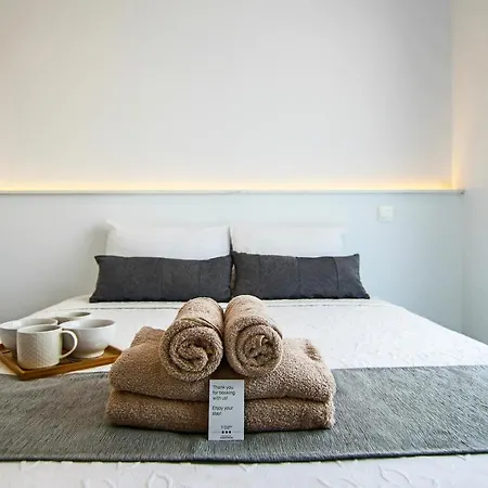 Phaedrus Living - Seaside Executive Flat Harbour 202 Appartement Paphos