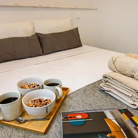 Daire Phaedrus Living - Seaside Executive Flat Harbour 202