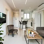 Phaedrus Living - Seaside Executive Flat Harbour 202 公寓 *